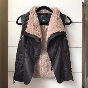 QED London Faux Fur Vest!